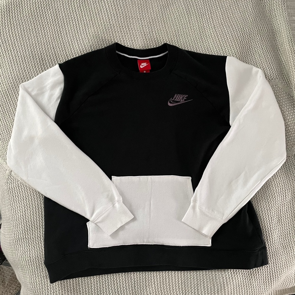 Nike Crewneck Sweatshirt